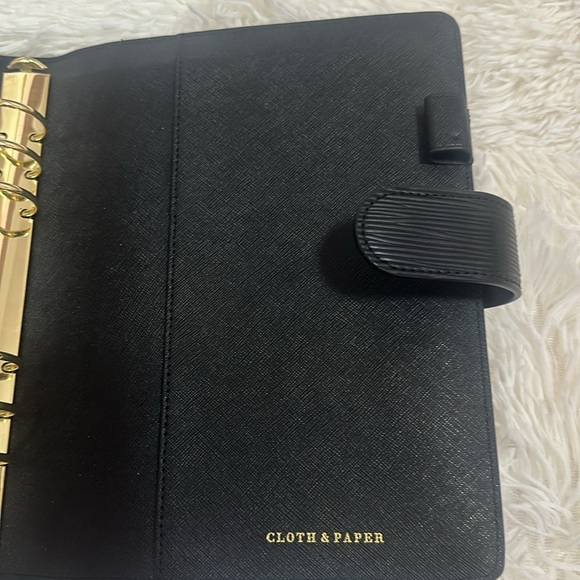 Cloth and Paper Contoured A5 6 ring planner - Picture 4 of 9